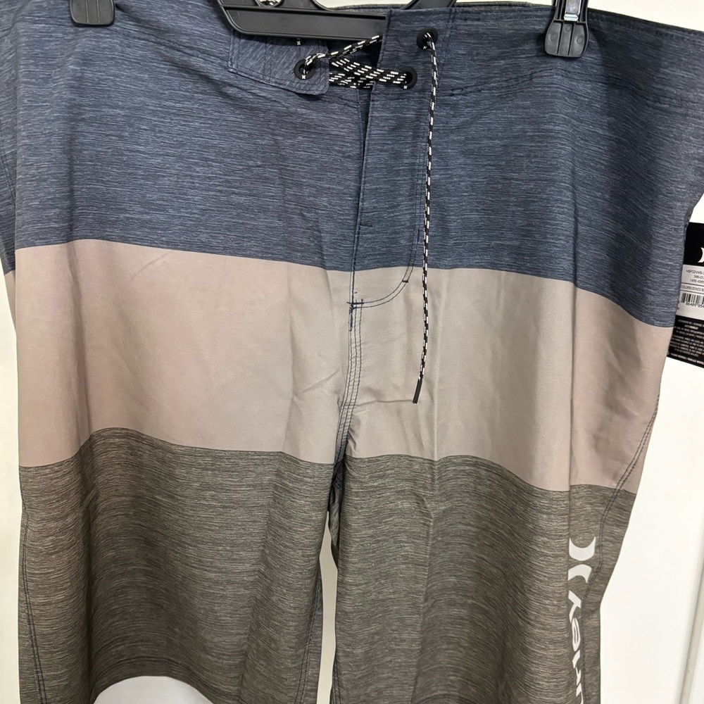Hurley color blocked board shorts